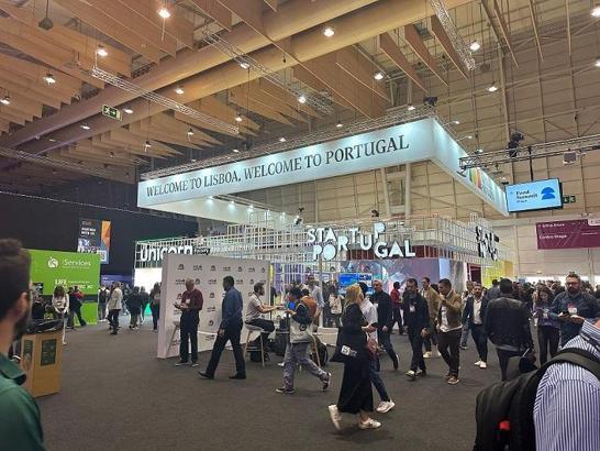 YTÜ Yıldız Teknopark ekibi Web Summit'e katıldı