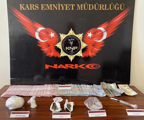 3 ilde 'torbacı'lara operasyon; 5 gözaltı