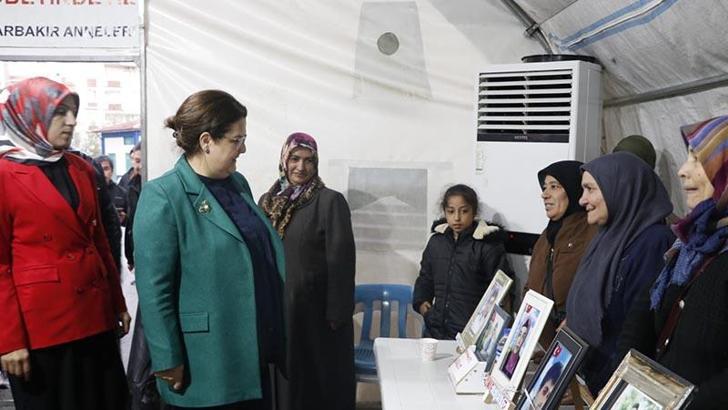 TBMM İnsan Hakları İnceleme Komisyonu Başkanı Derya Yanık, evlat nöbetindeki aileleri ziyaret etti