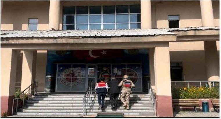 Hakkari'de çeşitli suçlardan aranan 34 kişi tutuklandı