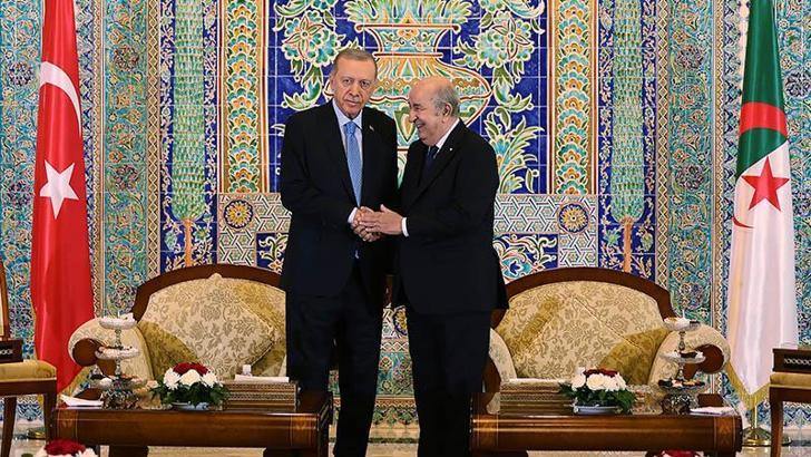 Erdoğan, Cezayir Cumhurbaşkanı Tebbun ile bir araya geldi