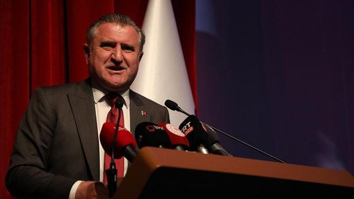 Bakan Bak: Bekle bizi Almanya