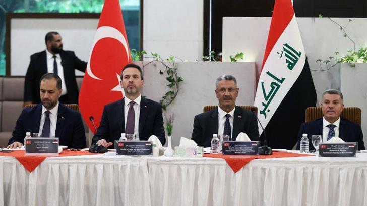 Bakan Bayraktar, Irak’ta Türk şirketleri ile bir araya geldi