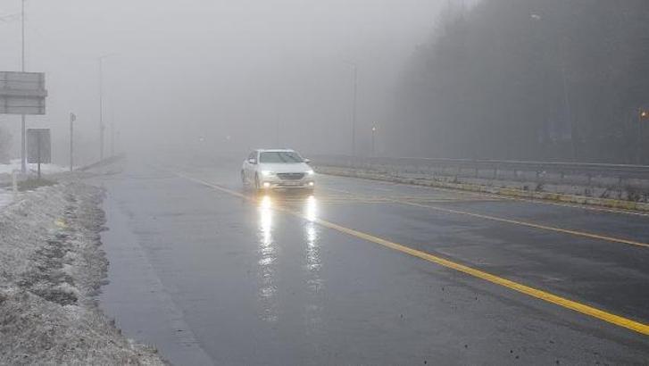 Bolu Dağı'nda yağmur ve sis