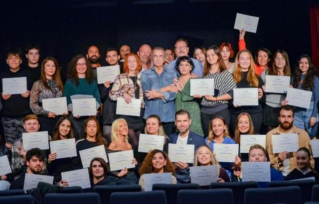 Folkart Academy'de ilk sertifikalar verildi