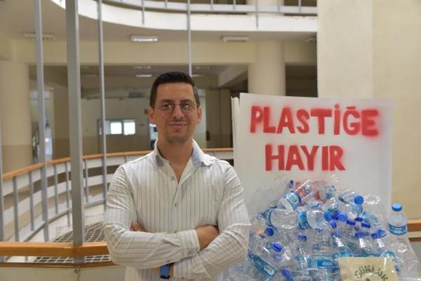 Fakültede toplanan plastik şişeler cam şişelere dönüştü