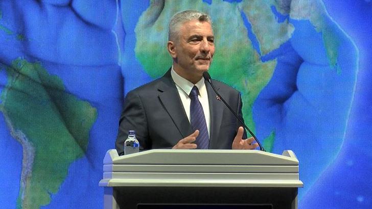 Bakan Bolat: Bu yıl 256 milyar dolar mal ihracatına ulaşacağız