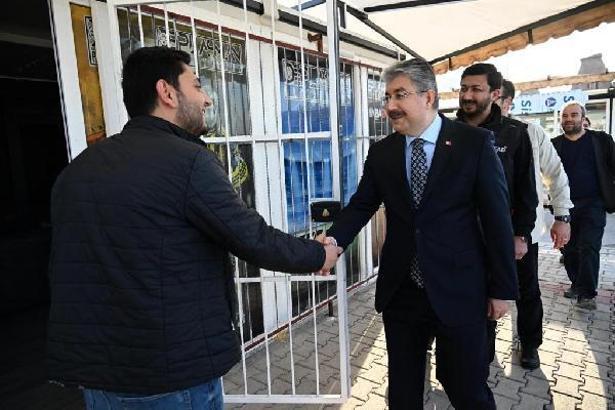 Konteyner Çarşı’daki 104 iş merkezinden 102’si esnafa teslim edildi