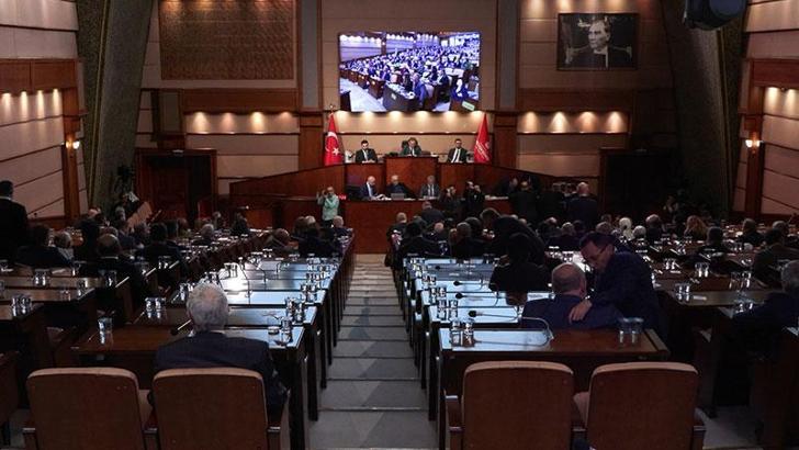 İBB Meclisi'nde 8 ilçenin 2024 yılı bütçesi onaylandı
