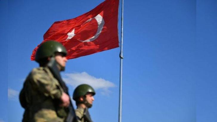 MSB: Yunanistan'dan Türkiye'ye gönderilmeye çalışılan 3 kişi yakalandı