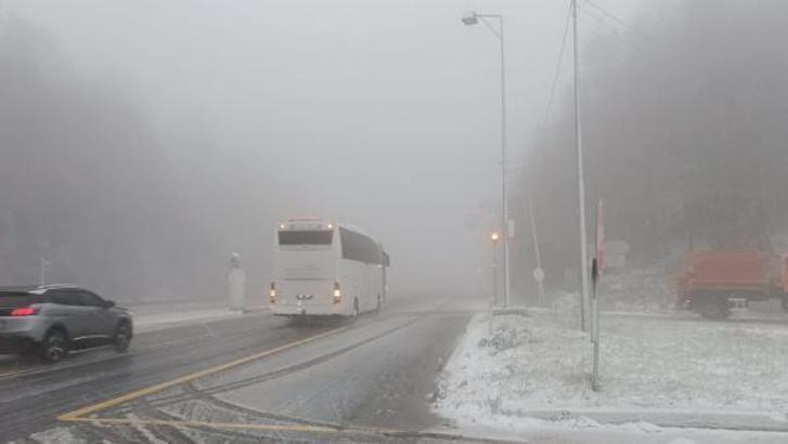 Bolu Dağı'nda kar yağışı başladı