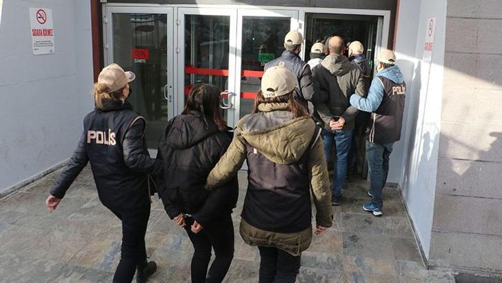 Eskişehir'de eylem hazırlığında yakalanan 5 terör şüphelisi adliyede