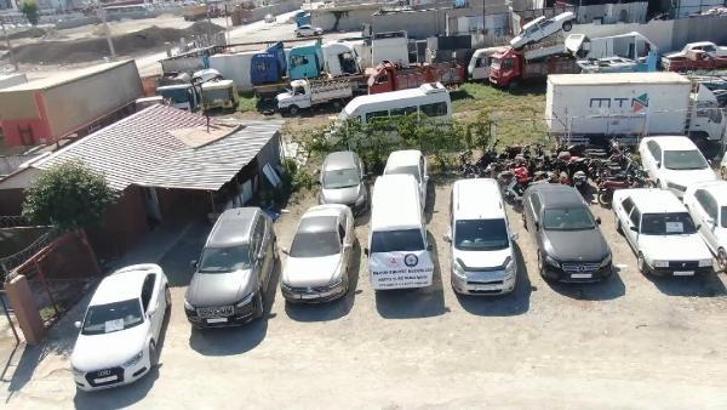 Çalıntı araçları ağır hasarlılarla change edip satan şebeke çökertildi; 22 gözaltı