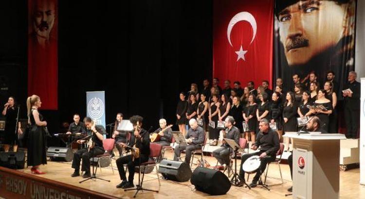 Öğretmen korosundan THM konseri