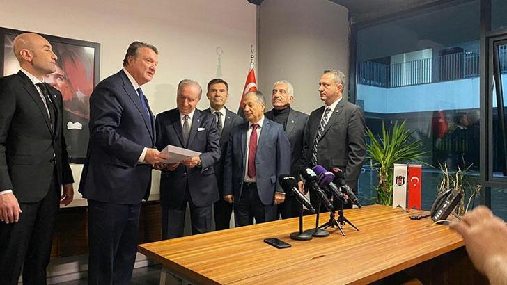 Beşiktaş başkan adayı Hasan Arat, yönetim kurulu listesini teslim etti