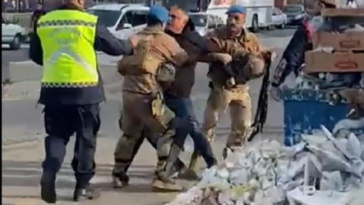 Şanlıurfa'da yasağa rağmen eylem yapan işçilere coplu müdahale: 9 gözaltı