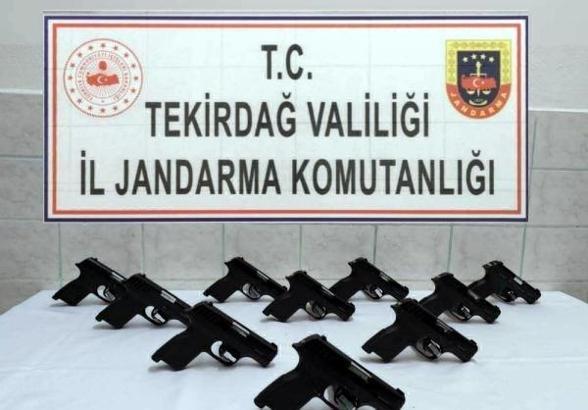 Çorlu'da 10 tabanca ele geçirildi, 2 şüpheli tutuklandı