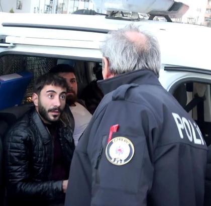 Polisi alarma geçiren ihbarda tabancalar 'oyuncak' çıktı