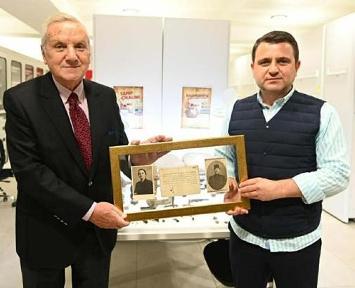 Enver Paşa'nın imzalı belgesi, Çanakkale Savaşları Alan Başkanlığı'na bağışlandı