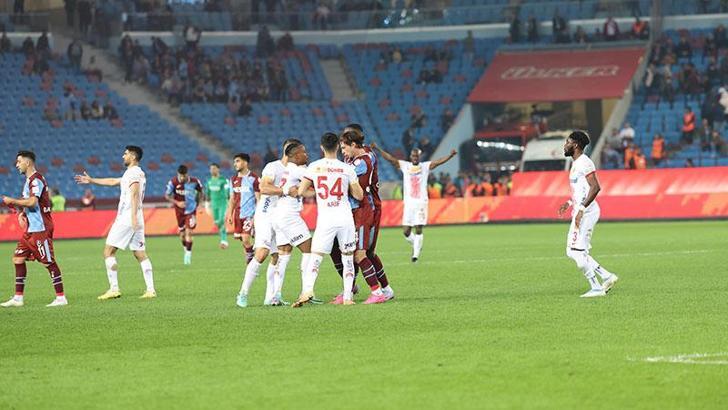 Trabzonspor'a evinde Kayserispor şoku