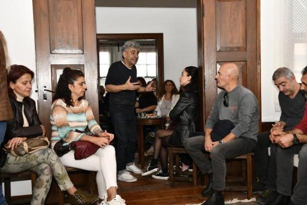 Okan Bayülgen ve Prof. Dr. Kaya, vatandaşlarla buluştu