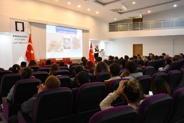 Alanya Üniversitesi'nde kentin derin tarihine yolculuk