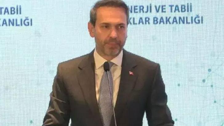 Bakan Bayraktar: Toplam kurulu kapasitemiz 106 gigawatt seviyesini aştı