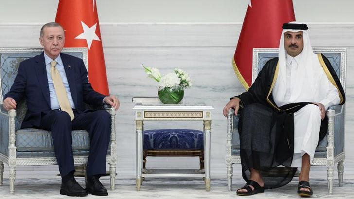 Cumhurbaşkanı Erdoğan, Katar Emiri Şeyh Temim ile bir araya geldi