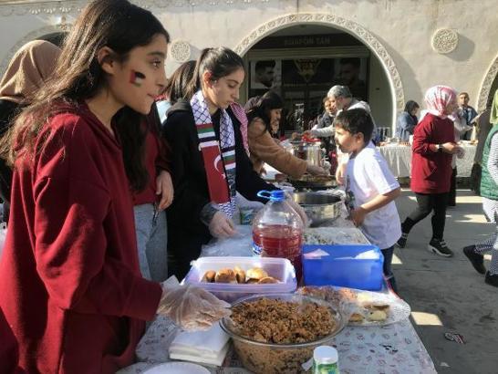 Derik'te Gazze yararına kermes