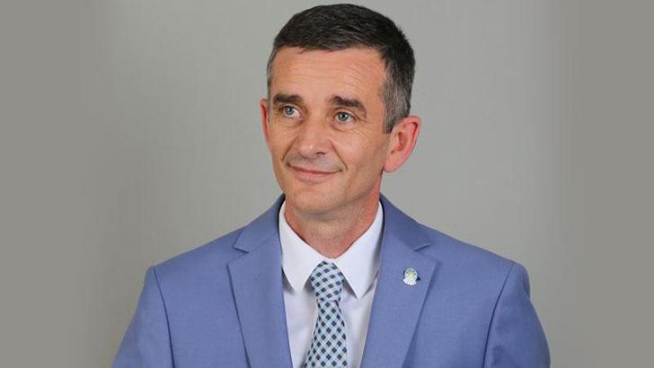 İYİ Partili Dikbayır, partiden ihraç edildi