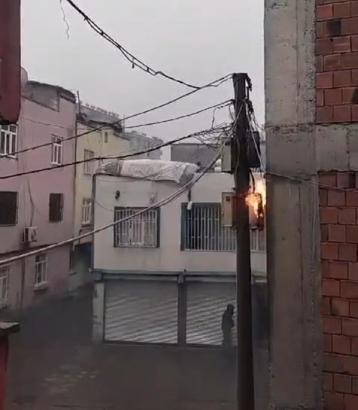 Diyarbakır'da trafo yangınını itfaiye söndürdü