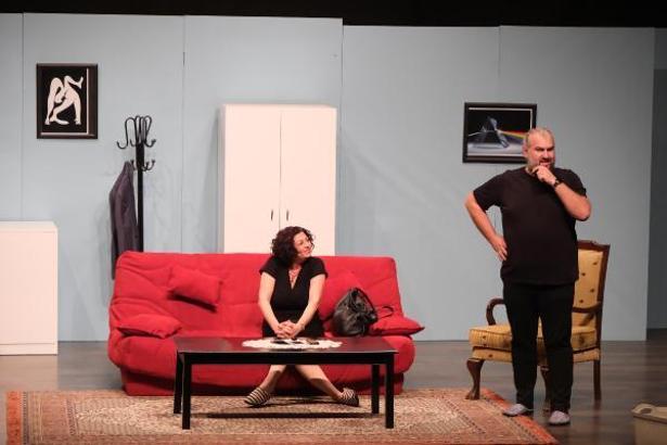 'Kamuran'ın Melekleri' oyunu izleyicilerle buluştu