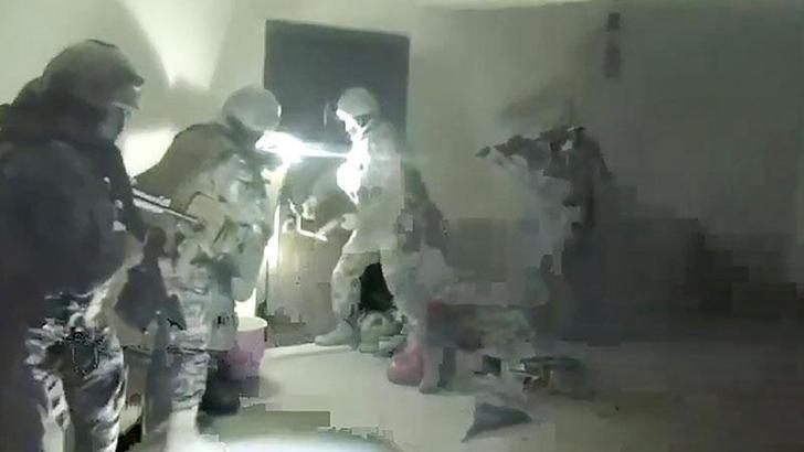 Ağrı'da uyuşturucu satıcılarına dron destekli operasyon; 27 tutuklama