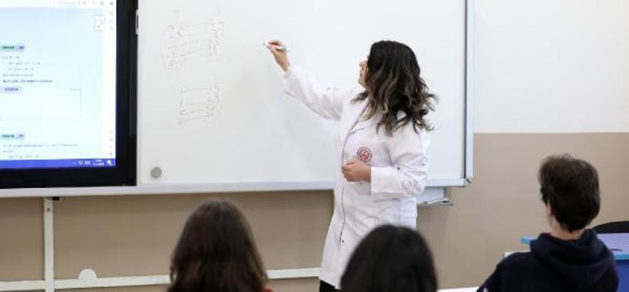 MEB'den öğretmenler için 'alan değişikliği' açıklaması