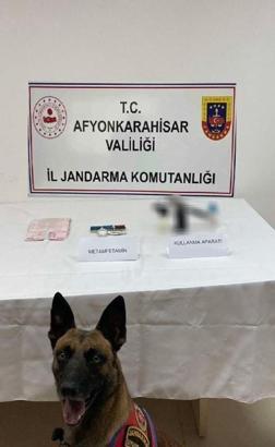 Afyonkarahisar'da uyuşturucu şüphelileri yakalandı