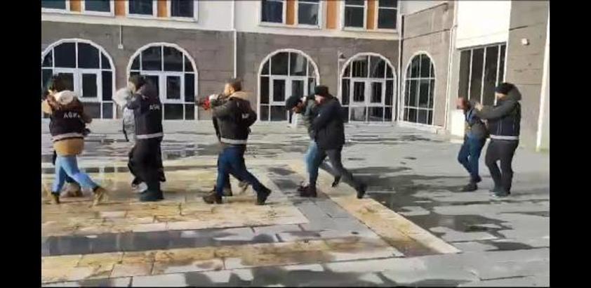Ağrı'da uyuşturucu satıcılarına dron destekli operasyon; 27 gözaltı (2)