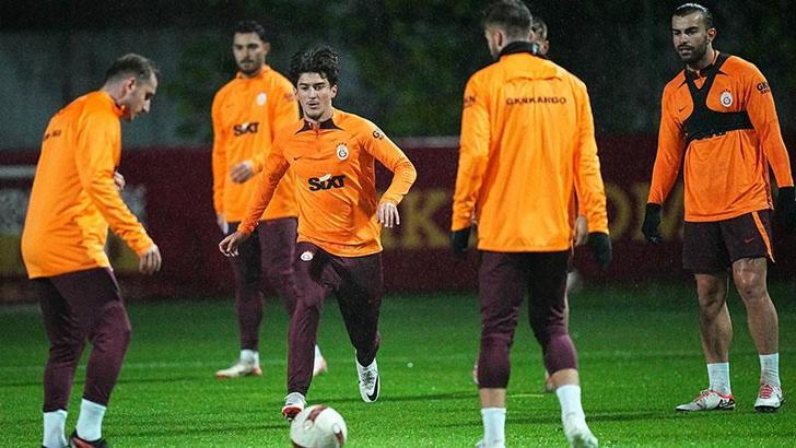 Galatasaray, Adana Demirspor maçının hazırlıklarını tamamladı