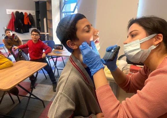 Diyarbakır’da öğrencilere ağız ve diş sağlığı semineri