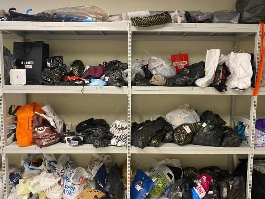 Metroda unutulanlar şaşırttı;  Solunum cihazı, tekerlekli sandalye, dj seti..