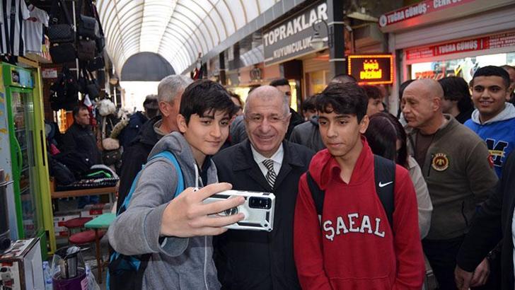 Ümit Özdağ: Akşener’den geri dönüş olmadı, bekliyoruz