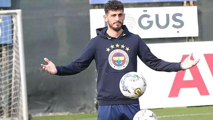 Fenerbahçe’de Samet Akaydın cezalı duruma düştü