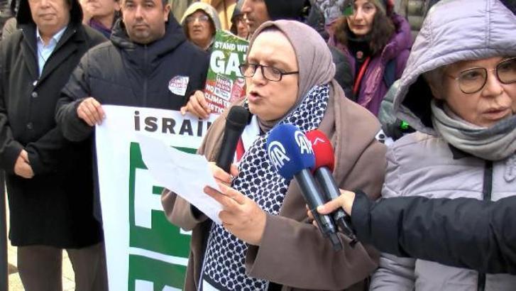 Filistin'e destek için Kadıköy'de insan zinciri