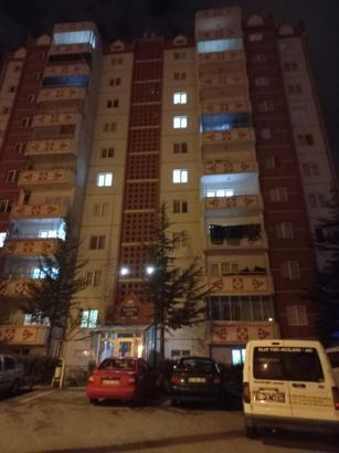 Kayseri'de 9'uncu kattan düşen Hayrunnisa, öldü