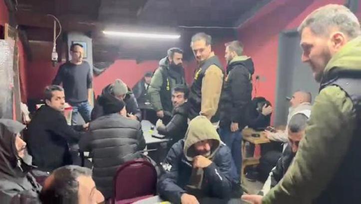 Kağıthane'de çatı katına tombala baskını