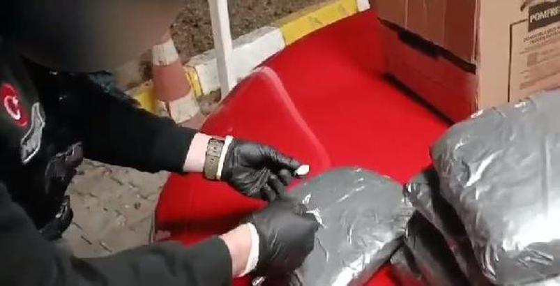Sakarya'da ele geçirilen 13 kilo kokaine 3 gözaltı