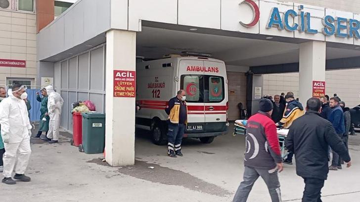 Fabrikada kimyasal maddeden zehirlenen 5 işçiden 2'si öldü