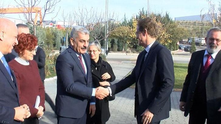 AB Türkiye Delegasyonu Başkanı Landrut, Ankara'da sanayicilerle buluştu