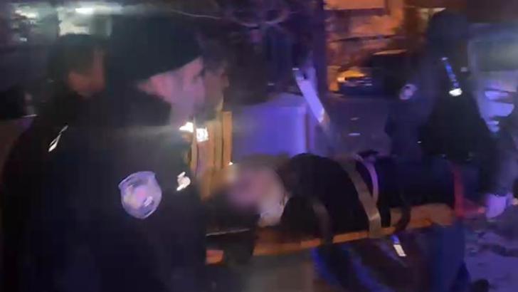 Sevgilisi ile tartışıp, 3'üncü kat balkonundan atladı