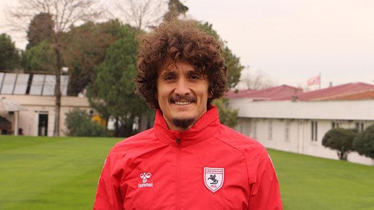 Samsunsporlu Osman Çelik: Üst sıralara doğru tırmanışımız son sürat devam edecek