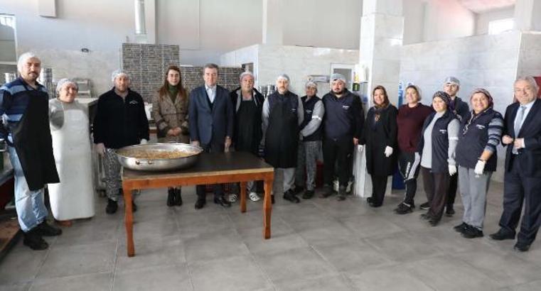 Bergama Belediyesi'nden ihtiyaç sahiplerine destek